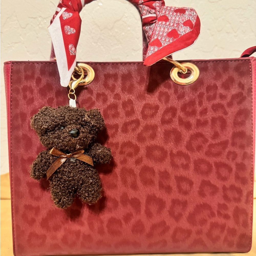 Elegant Red Leopard Print Women's Bag